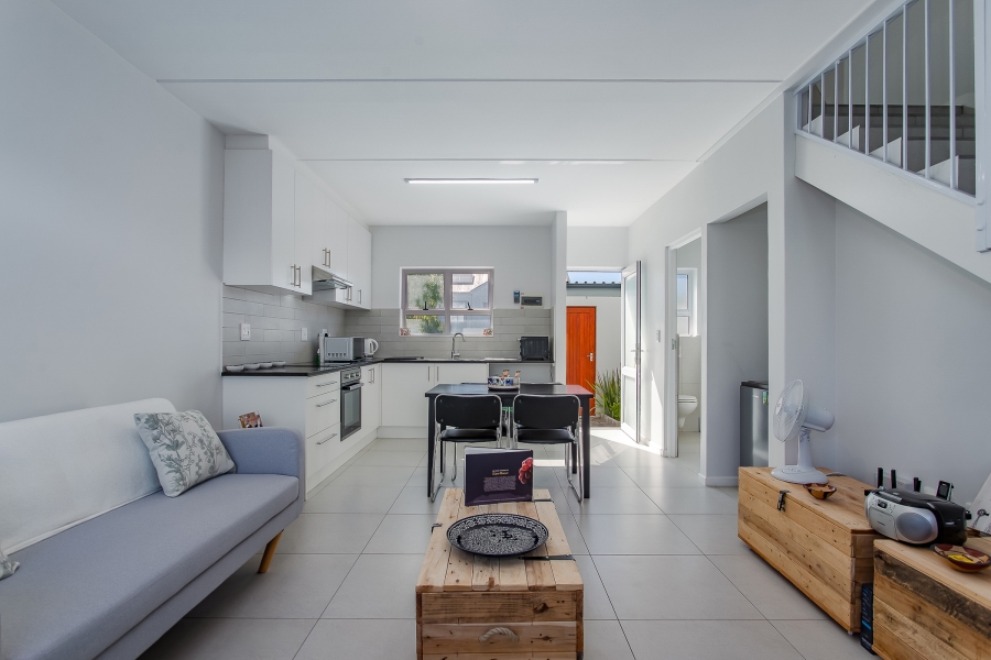 2 Bedroom Property for Sale in Honeydew Country Estate Western Cape